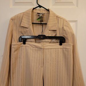 Tracy Evans 2 PC Suit Set